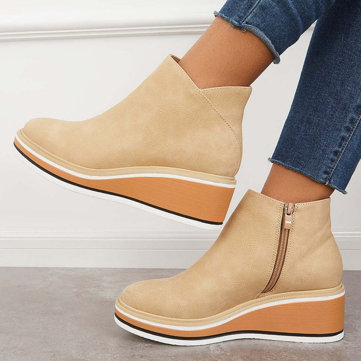 Stylish Women's Ankle Boots with Zip and Platform - Comfortable, Trendy Footwear