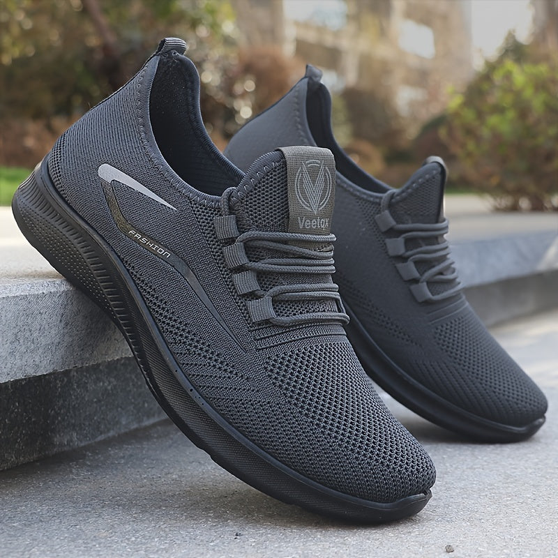 Lightweight breathable running sneakers for men