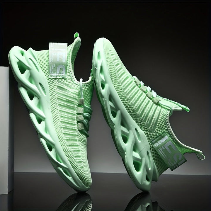 Breathable running sneakers with hollow sole design for men