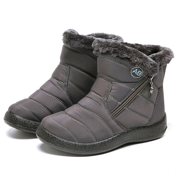 Women's warm winter snow boots with fur trim and zipper closure