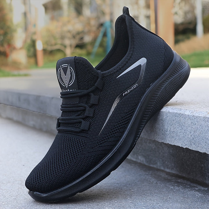 Lightweight breathable running sneakers for men