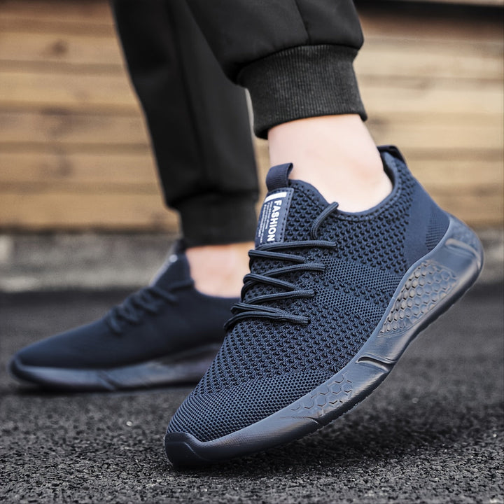 Knitted lightweight sneakers for men