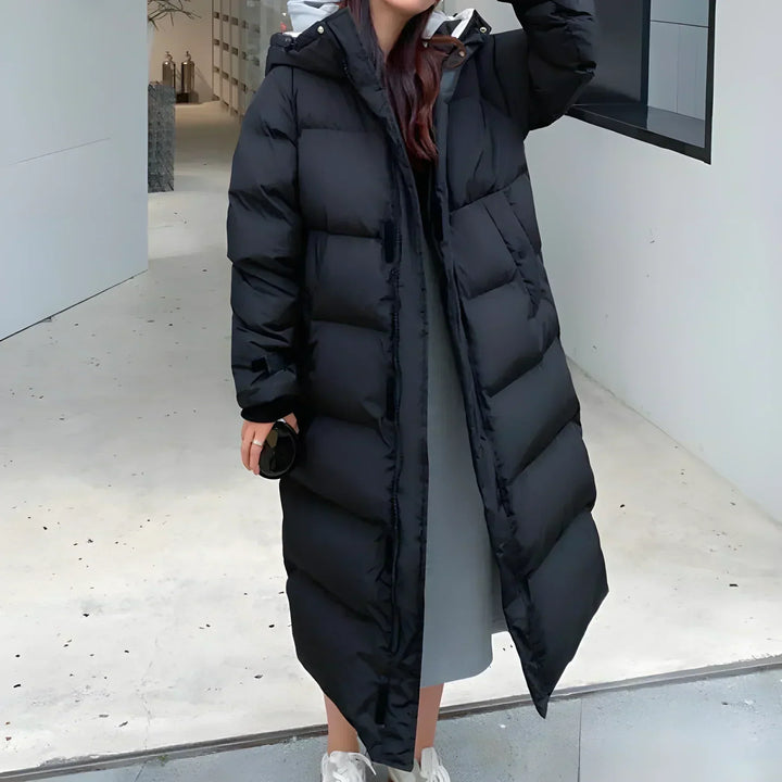 Long puffer coat with hood for women