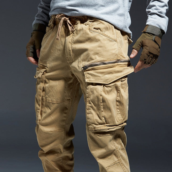 Men's cargo pants with elastic waist