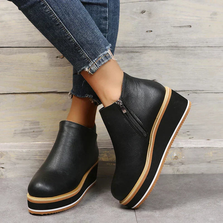 Stylish Women's Ankle Boots with Zip and Platform - Comfortable, Trendy Footwear