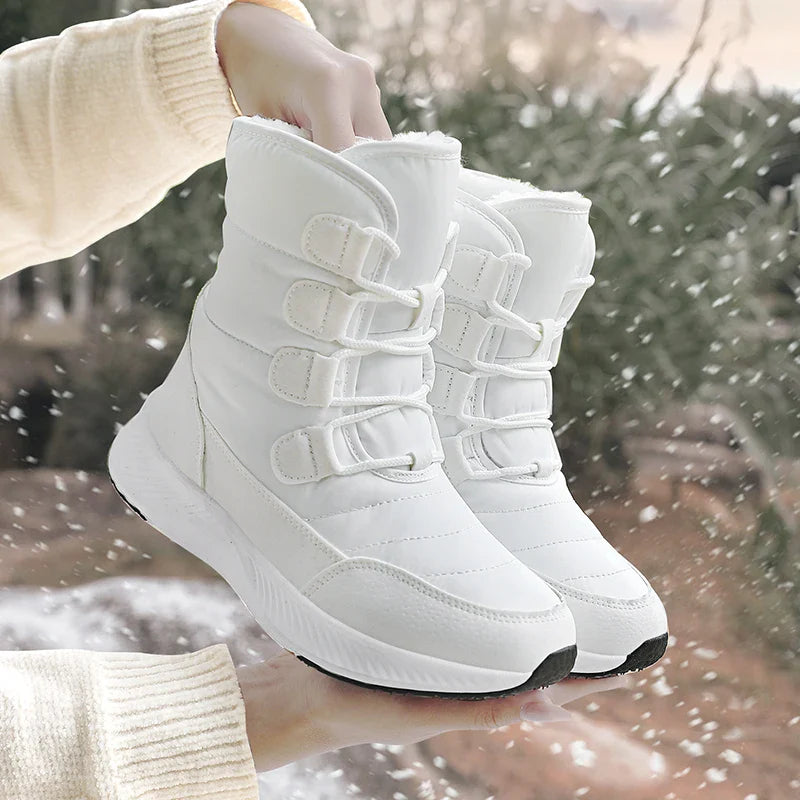 Women’s cozy plush lining combat boots