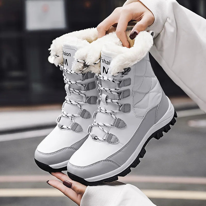 Women's lace-up boots