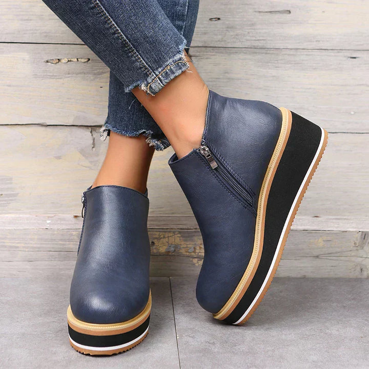 Stylish Women's Ankle Boots with Zip and Platform - Comfortable, Trendy Footwear