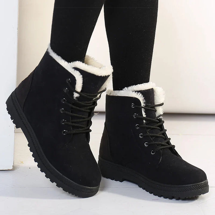 Stylish low heeled boots for women