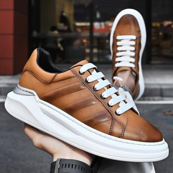 Men's stylish leather city sneakers