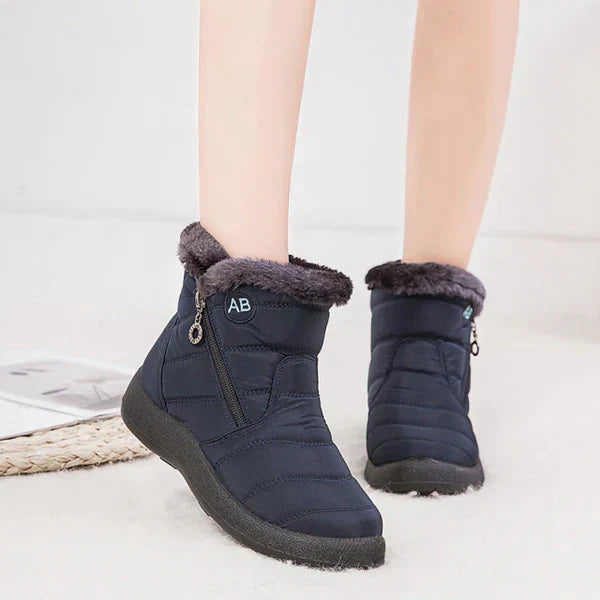 Women's warm winter snow boots with fur trim and zipper closure