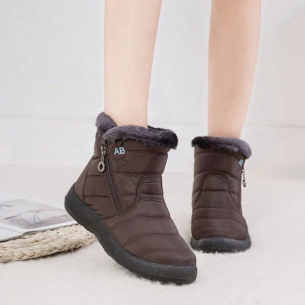 Women's warm winter snow boots with fur trim and zipper closure