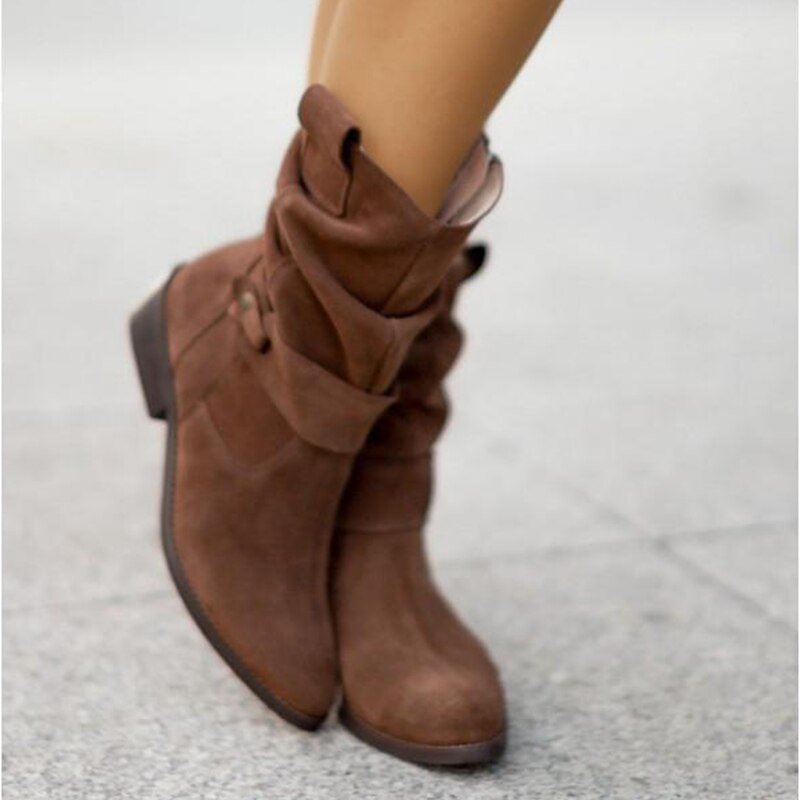 Lana stylish ankle boots with a low heel