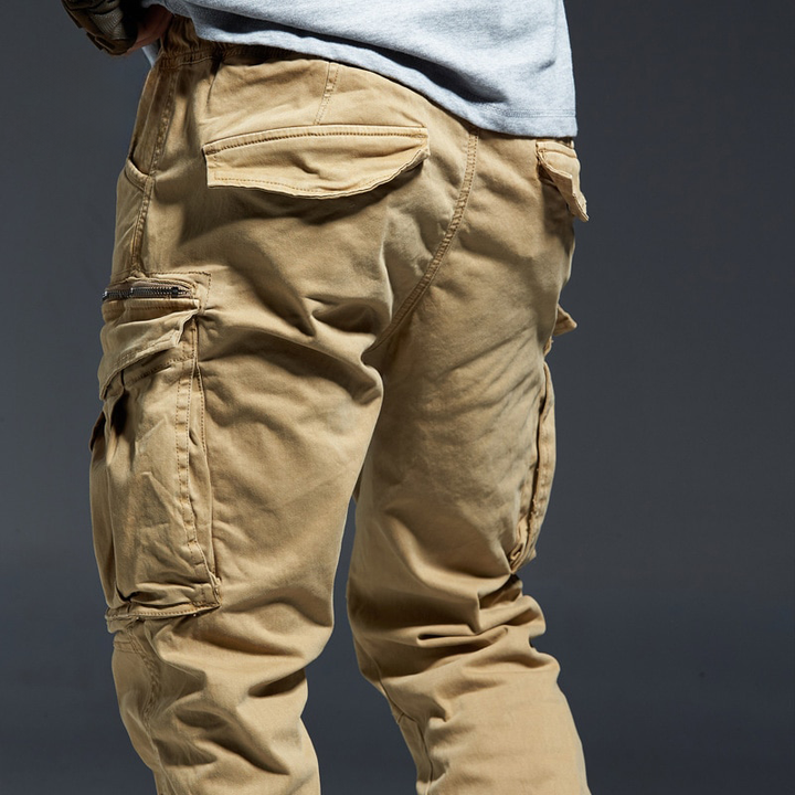 Men's cargo pants with elastic waist