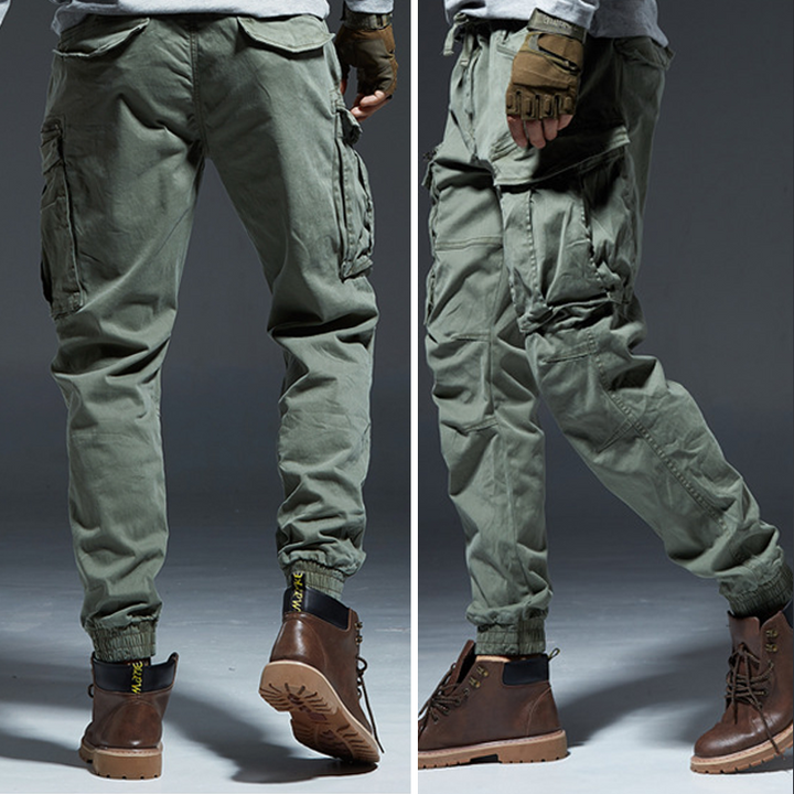 Men's cargo pants with elastic waist