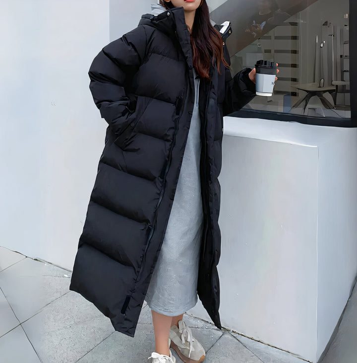 Long puffer coat with hood for women