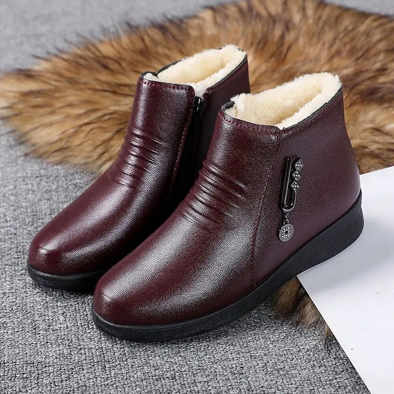 Elegant short winter boots for women